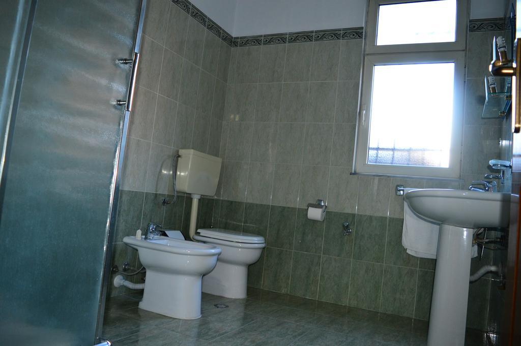 Arka Hostel Shkoder Exterior photo